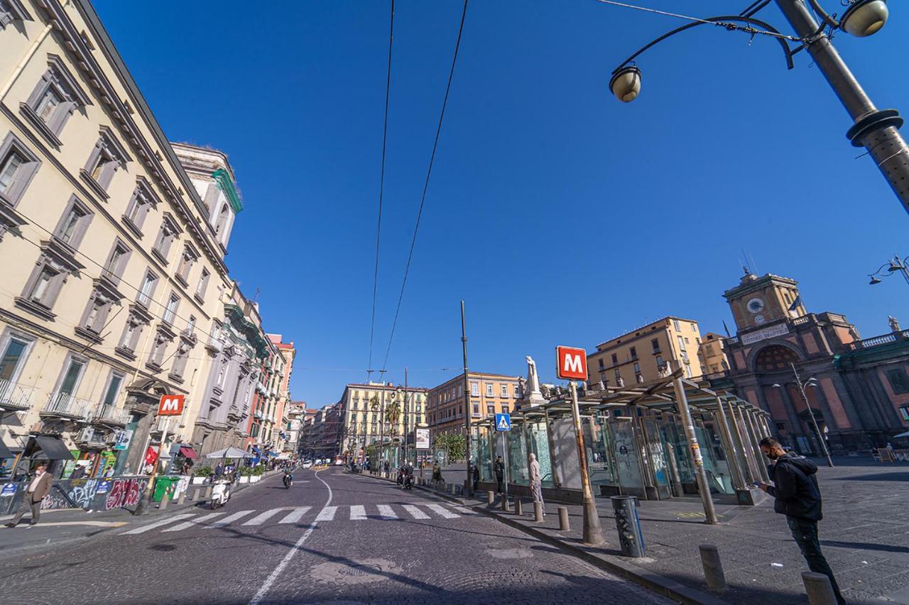 Hotel Le 4 Stagioni Napoli Centro Exterior foto